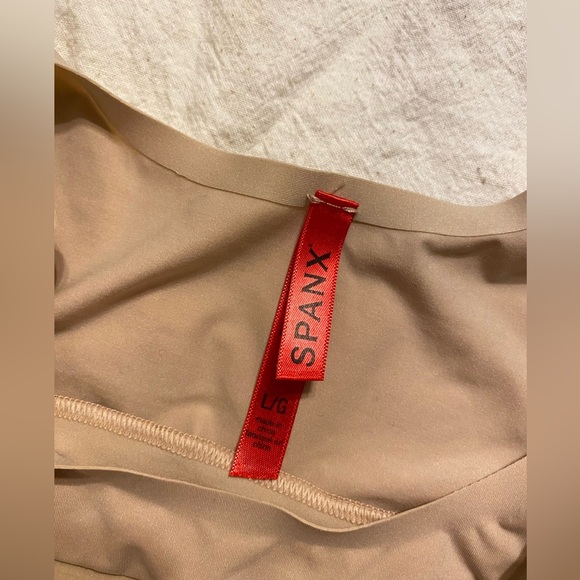 Bundle Deal Nude Body Slimmer and Black Camisole - Picture 5 of 9